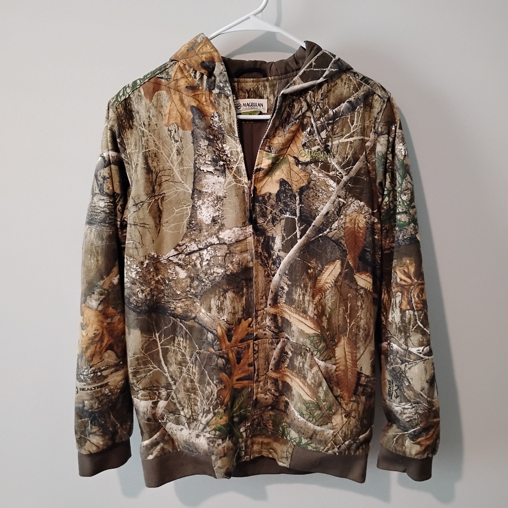 Boys Magellan Outdoors Camouflage Jacket- Size XL
